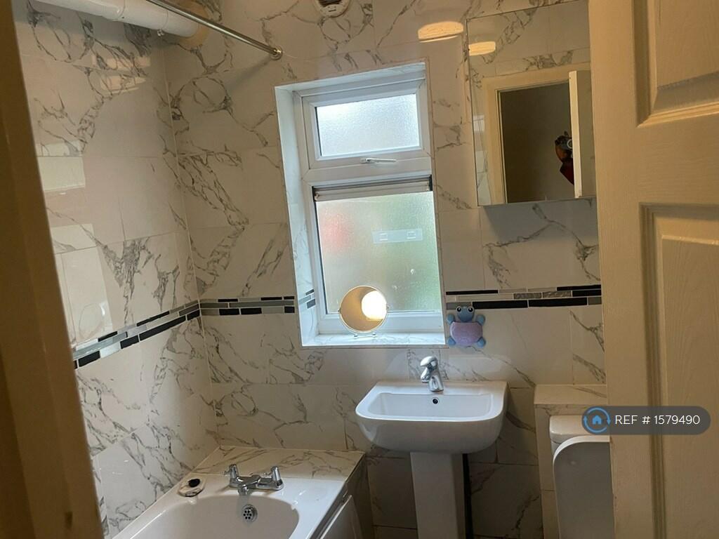 Additional image 11 of Basil Grove, Birmingham, B31