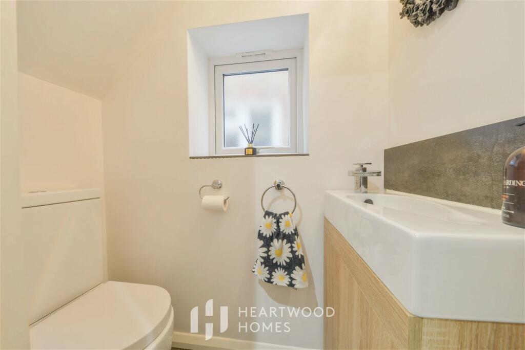 Additional image 19 of Tennyson Road, St. Albans, AL2 3HX