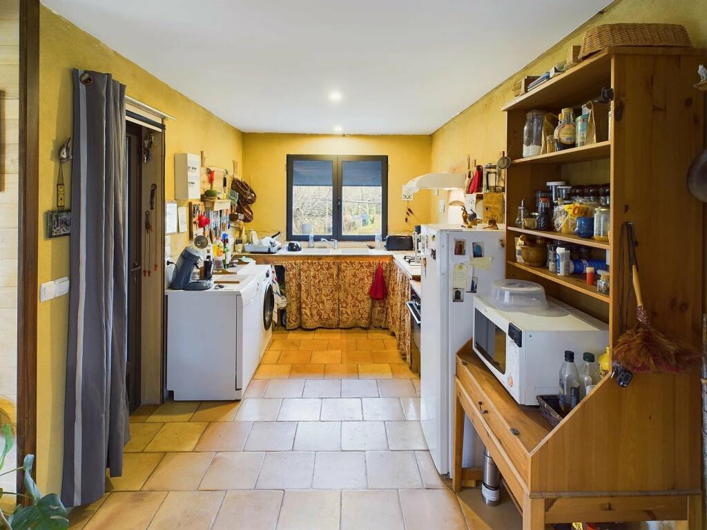 Primary image of Cabrerets, Midi-Pyrenees, 46330, France