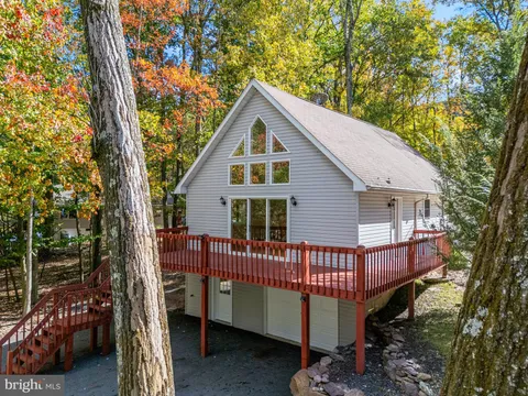 273 Four Seasons Drive, Drums, PA 18222