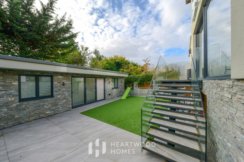 Additional image 26 of Nimrod Close, St. Albans, AL4 9XY