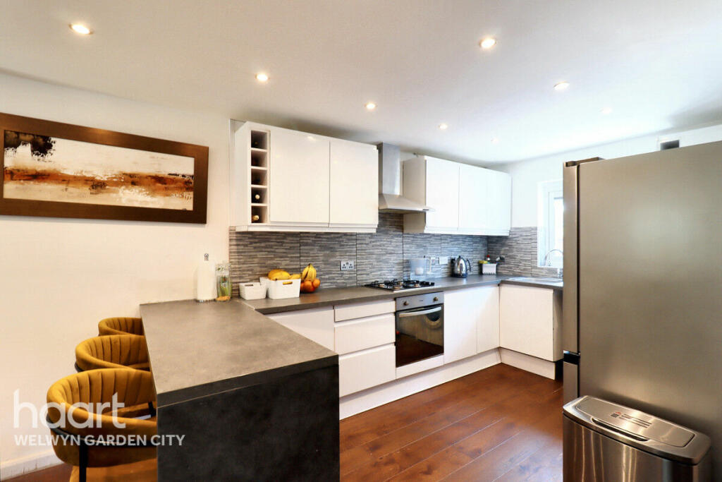 Additional image 4 of Eddington Crescent, Welwyn Garden City