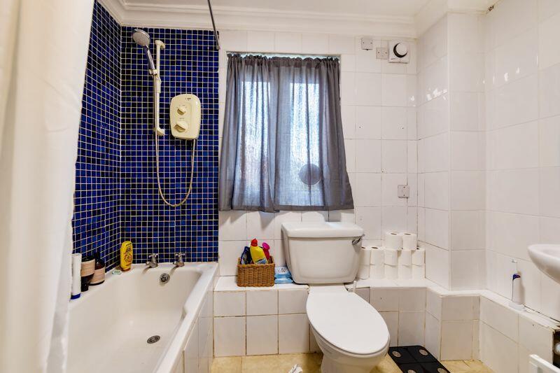 Additional image 8 of Walsingham Close, Hatfield