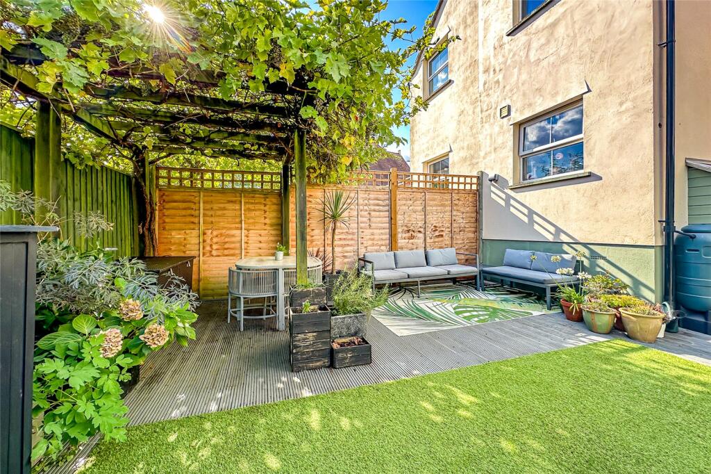 Additional image 11 of Hatfield Road, St. Albans, Hertfordshire, AL1