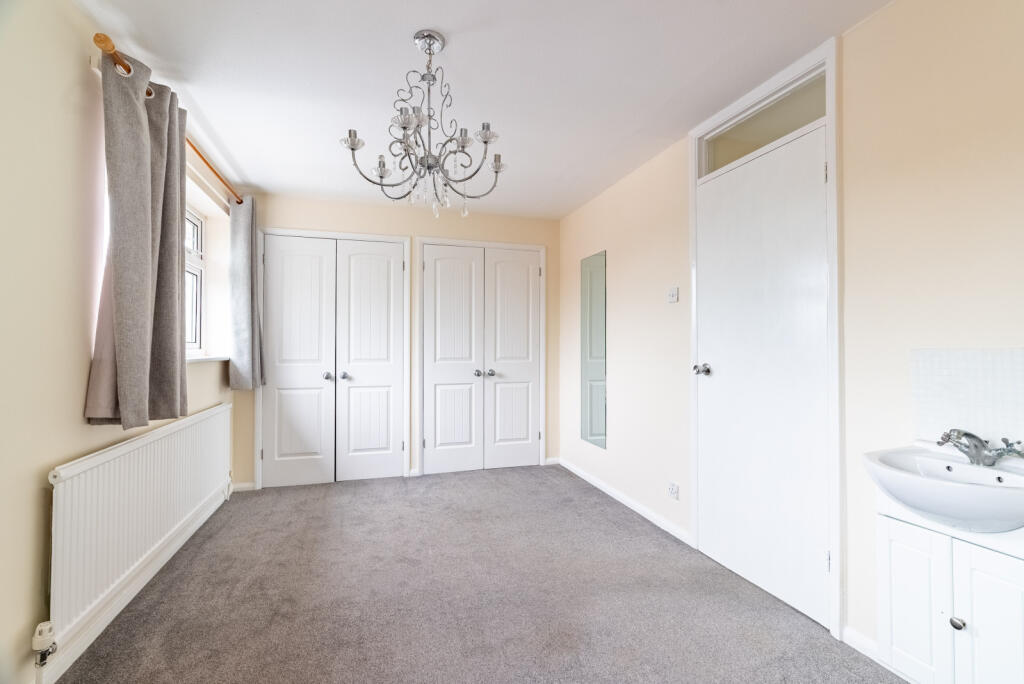 Additional image 8 of The Cleave, Harpenden, Herts, AL5