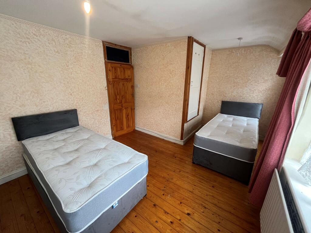 Additional image 5 of Deakins Road, B25 8AU