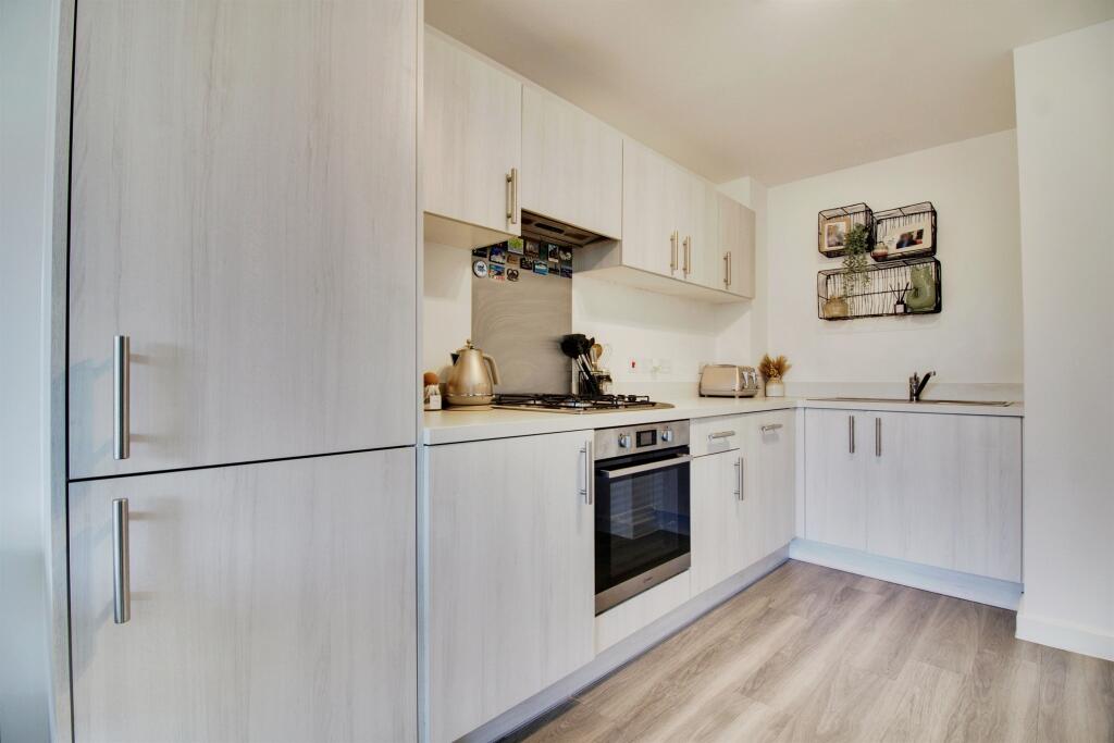 Additional image 14 of Blossom Drive, WELWYN GARDEN CITY