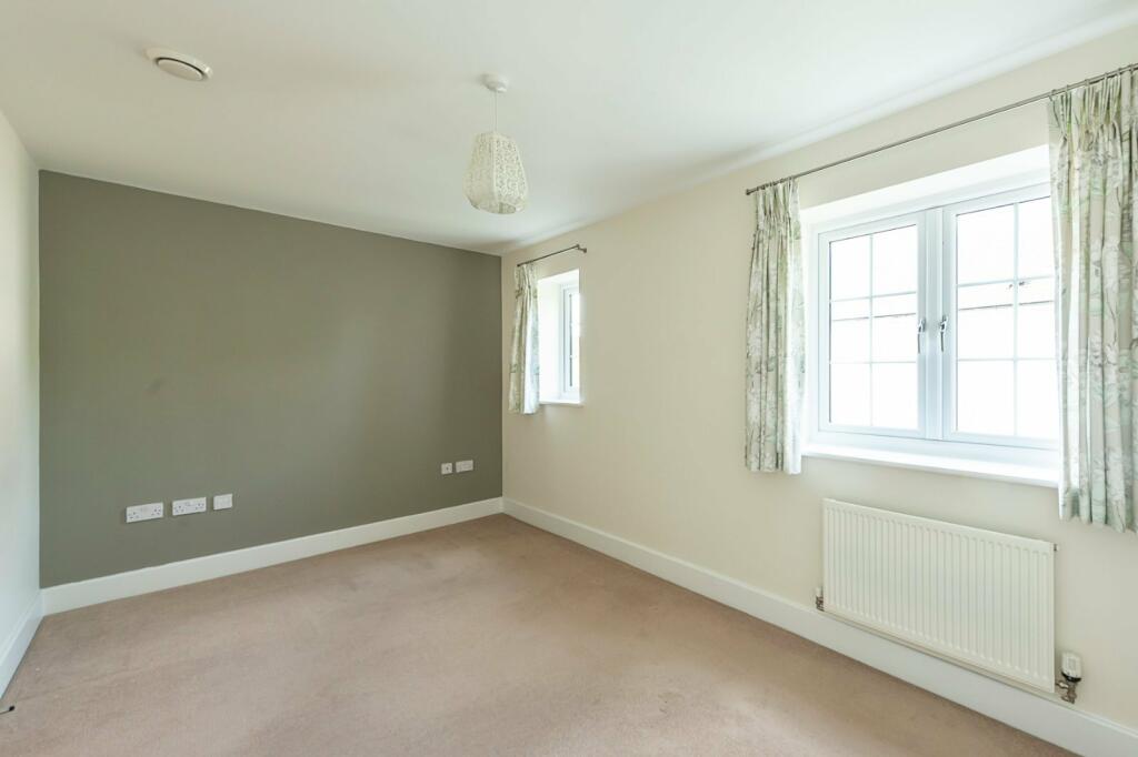 Additional image 6 of Mortimer Crescent, Kings Park, St. Albans, Hertfordshire, AL3