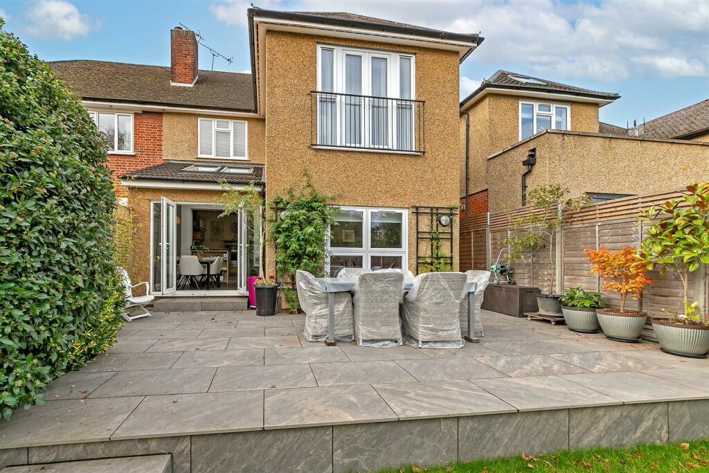 Additional image 25 of Longacres, St. Albans