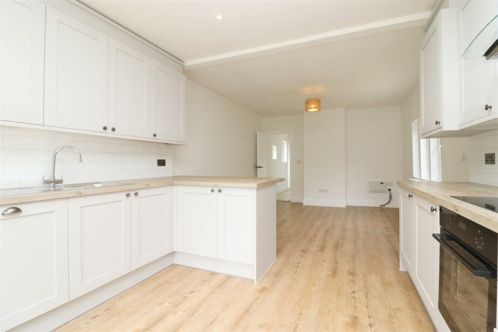 Additional image 3 of Hawfield Gardens, Park Street