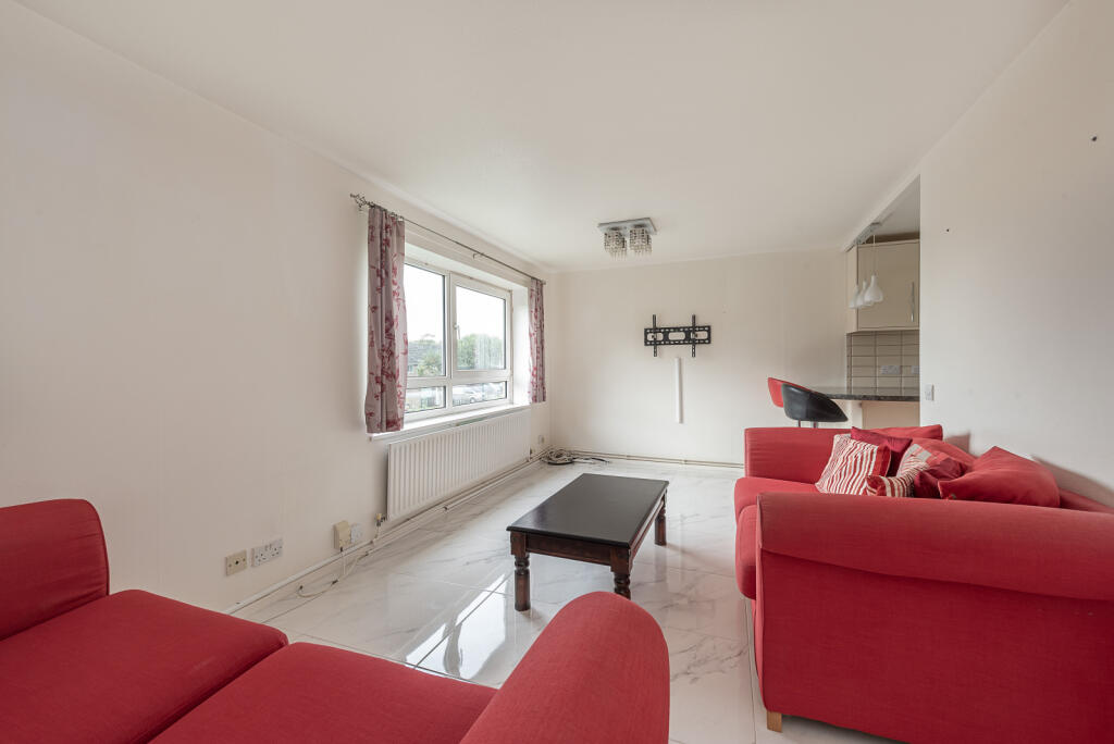 Additional image 10 of Smallwood Close, Wheathampstead, St. Albans, Hertfordshire, AL4