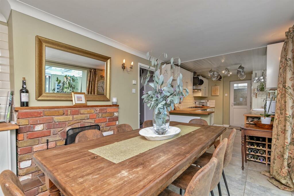 Additional image 22 of Roe Green Close, Hatfield