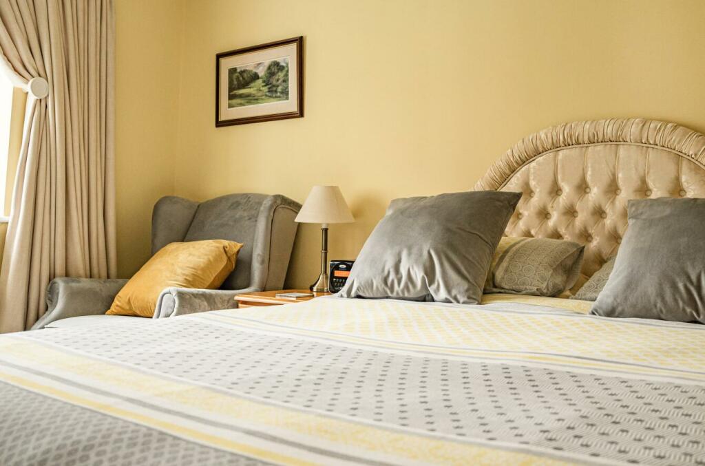 Additional image 8 of Essendon