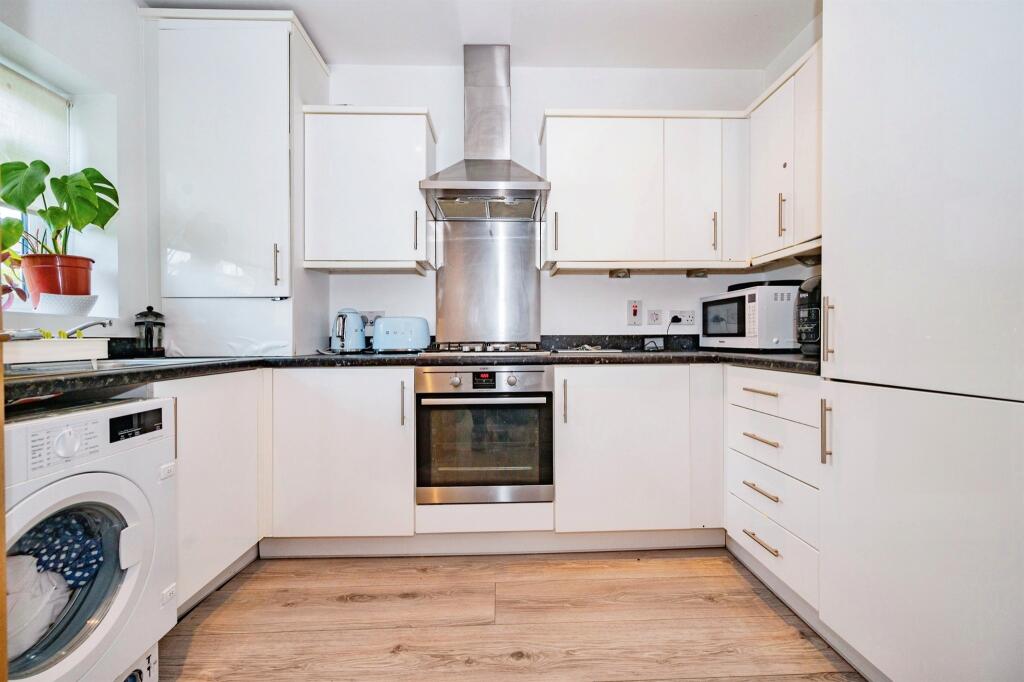 Additional image 2 of Mortimer Crescent, Kings Park, St. Albans