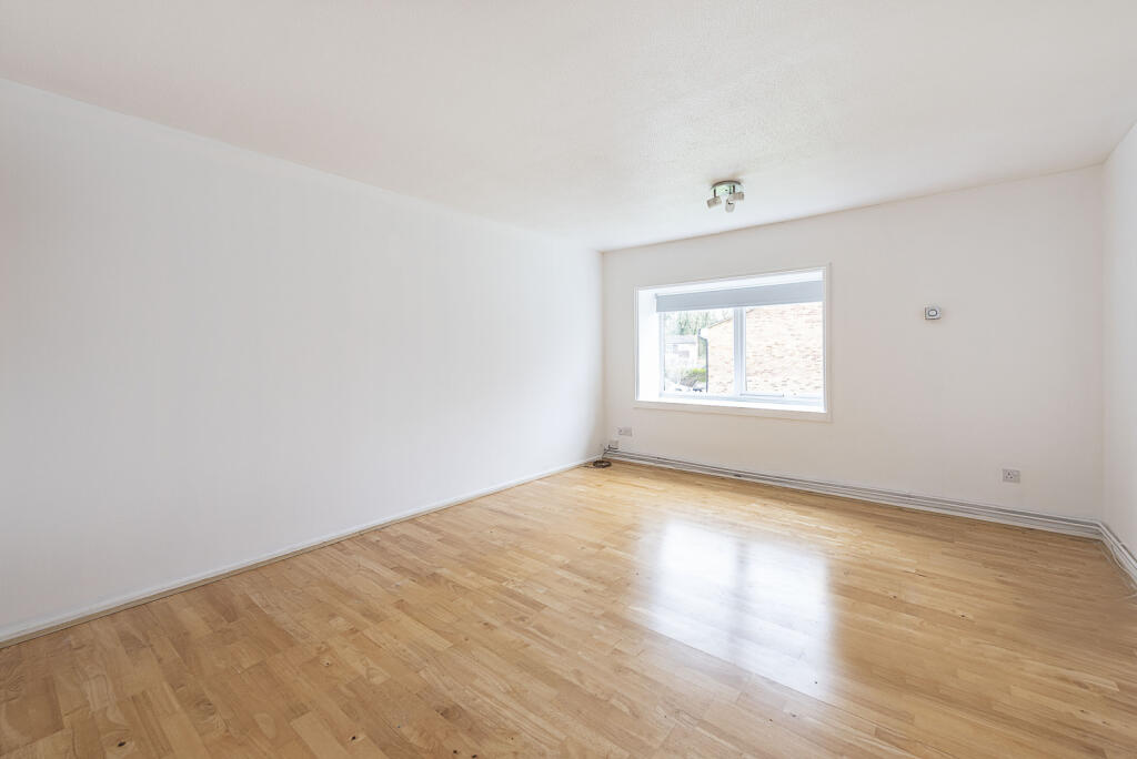 Additional image 3 of Grovelands, Park Street, St. Albans, Hertfordshire, AL2