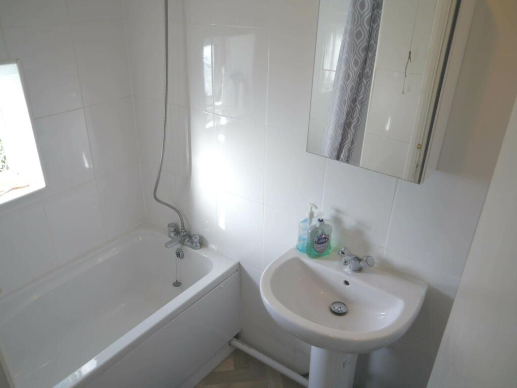 Additional image 12 of Bishops Rise, Hatfield