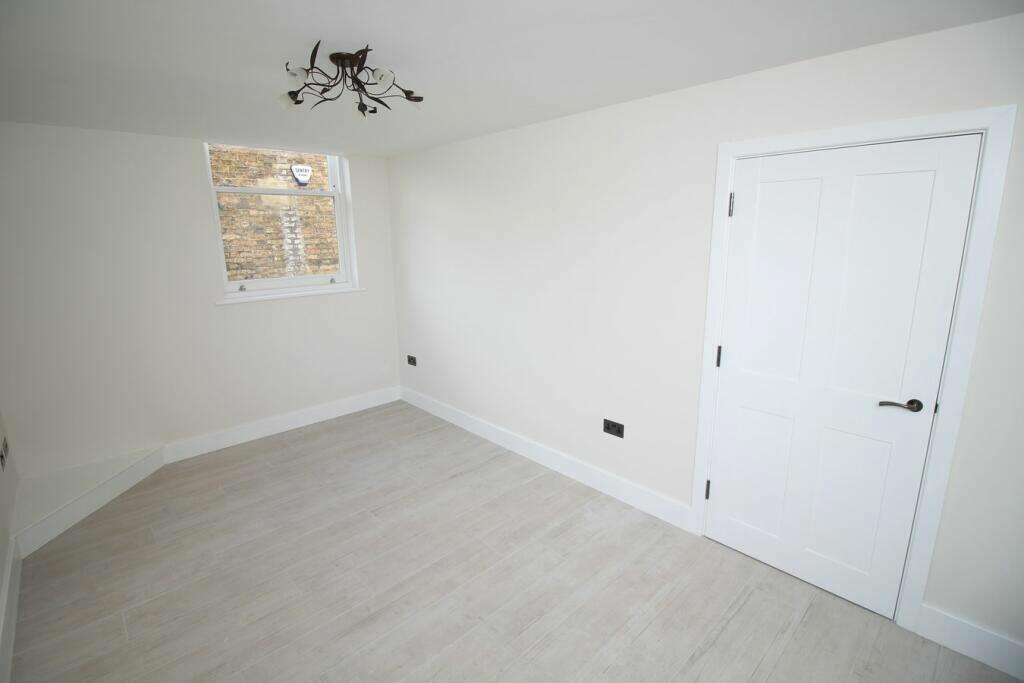 Additional image 4 of Park Street, Hatfield, Hertfordshire, AL9 5AT