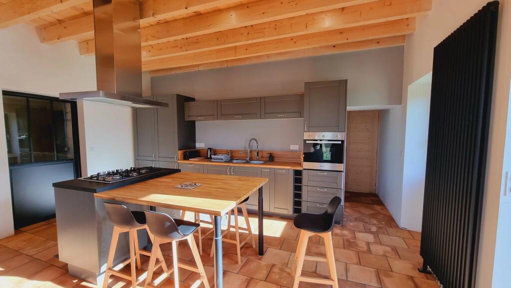 Additional image 2 of Aquitaine, Gironde, Sauveterre-de-Guyenne, France