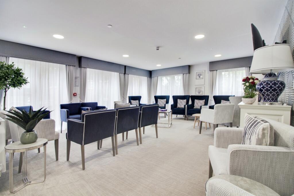 Additional image 15 of Great North Road, Hatfield