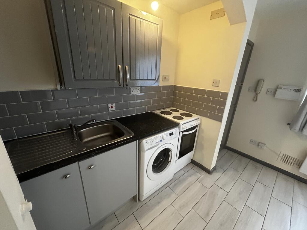 Additional image 11 of Worlds End Lane, Quinton