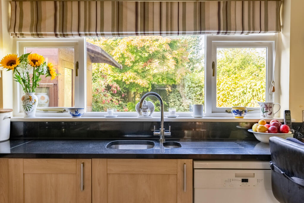 Additional image 5 of Vanda Crescent, St. Albans, Hertfordshire, AL1