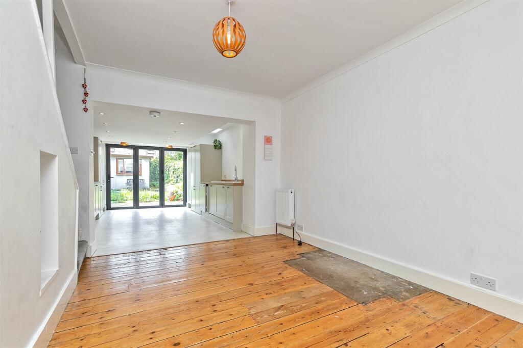 Additional image 11 of Cavendish Road, St. Albans