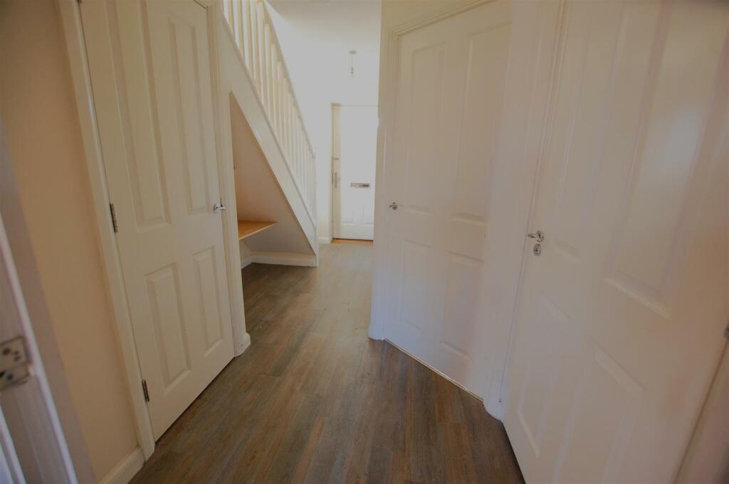 Additional image 5 of Errington Close, Hatfield