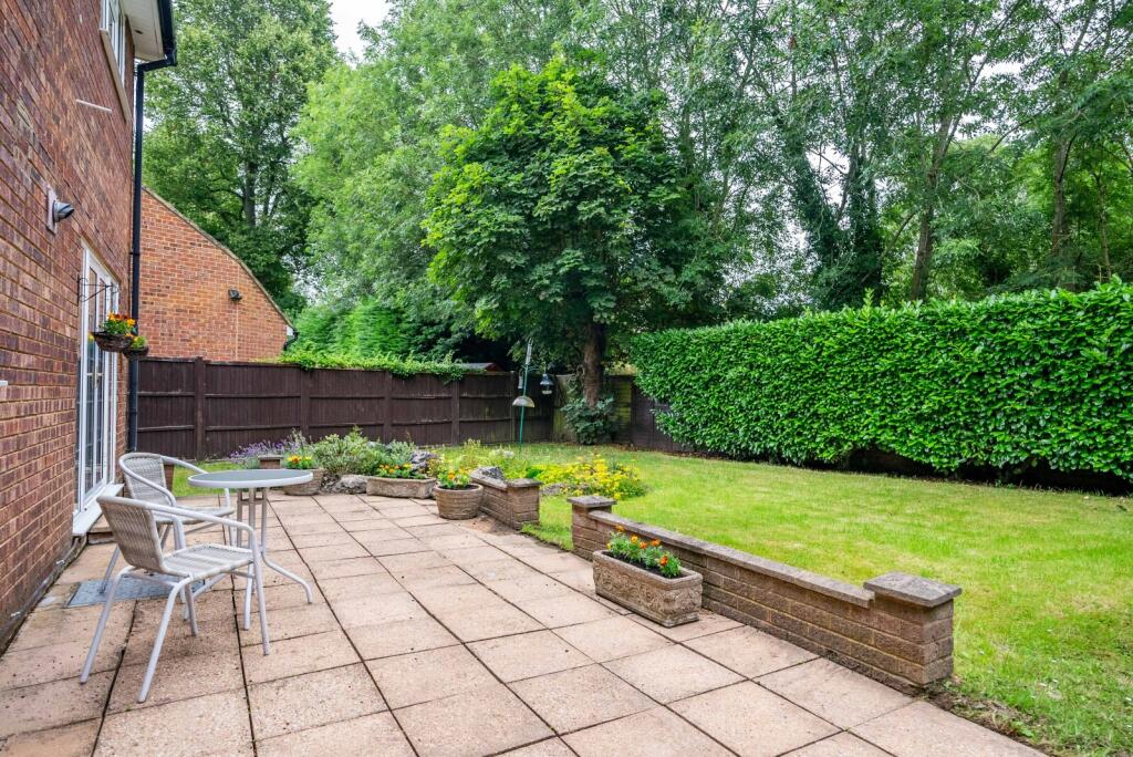 Additional image 14 of Gidian Court, Park Street Lane, Park Street, St. Albans, AL2