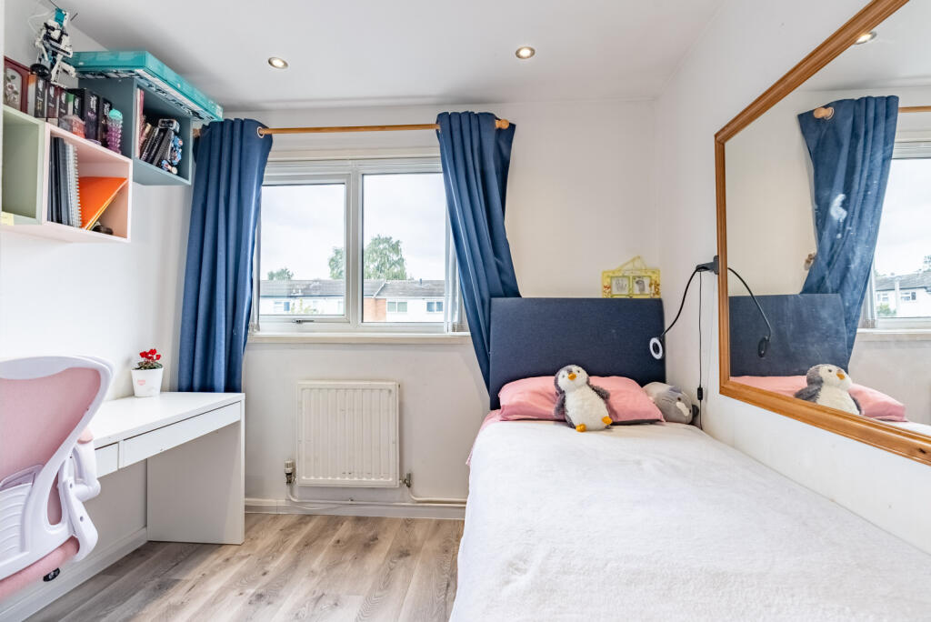 Additional image 10 of Kitchener Close, St. Albans, Hertfordshire, AL1