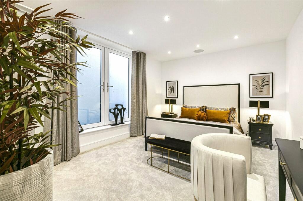 Additional image 18 of Kentish Lane, Essendon, Hertfordshire, AL9