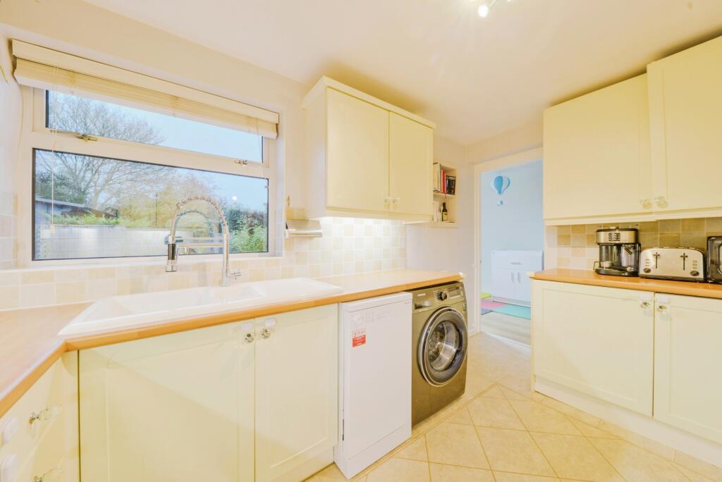 Additional image 8 of Warren Way, Welwyn, AL6