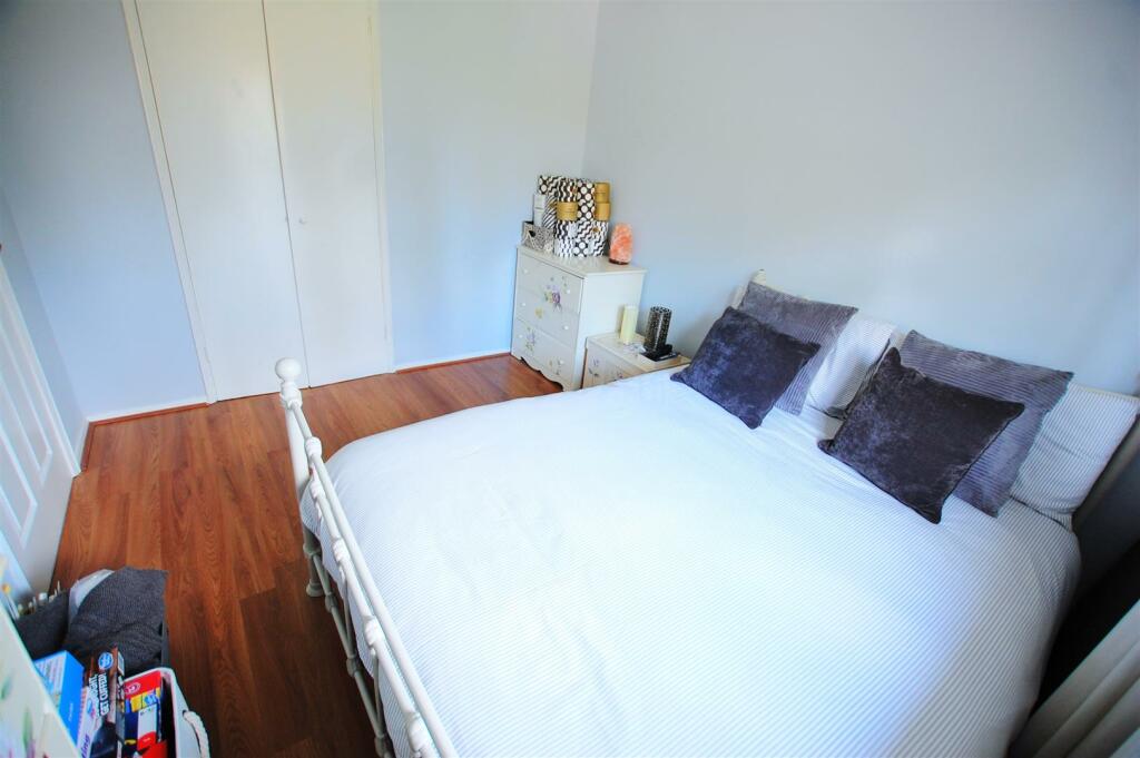 Additional image 15 of Roe Green Lane, Hatfield