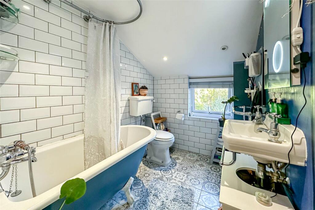 Additional image 11 of Park Street, St. Albans, Hertfordshire, AL2