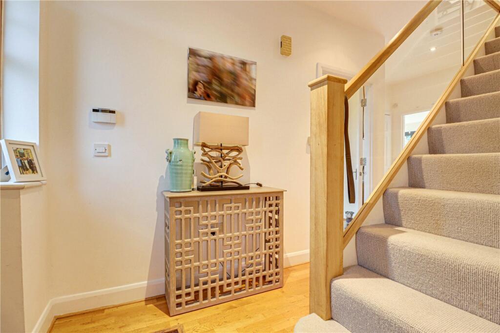 Additional image 11 of Hilltop Walk, Harpenden, Hertfordshire, AL5