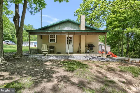 23838 Big Spring Road, Doylesburg, PA 17219