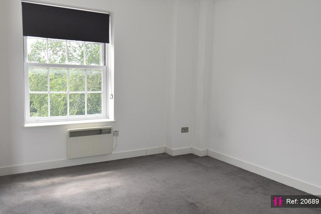 Additional image 14 of Stonehills, Welwyn Garden City