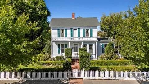 Primary image of 230 10th St, Colusa, CA 95932