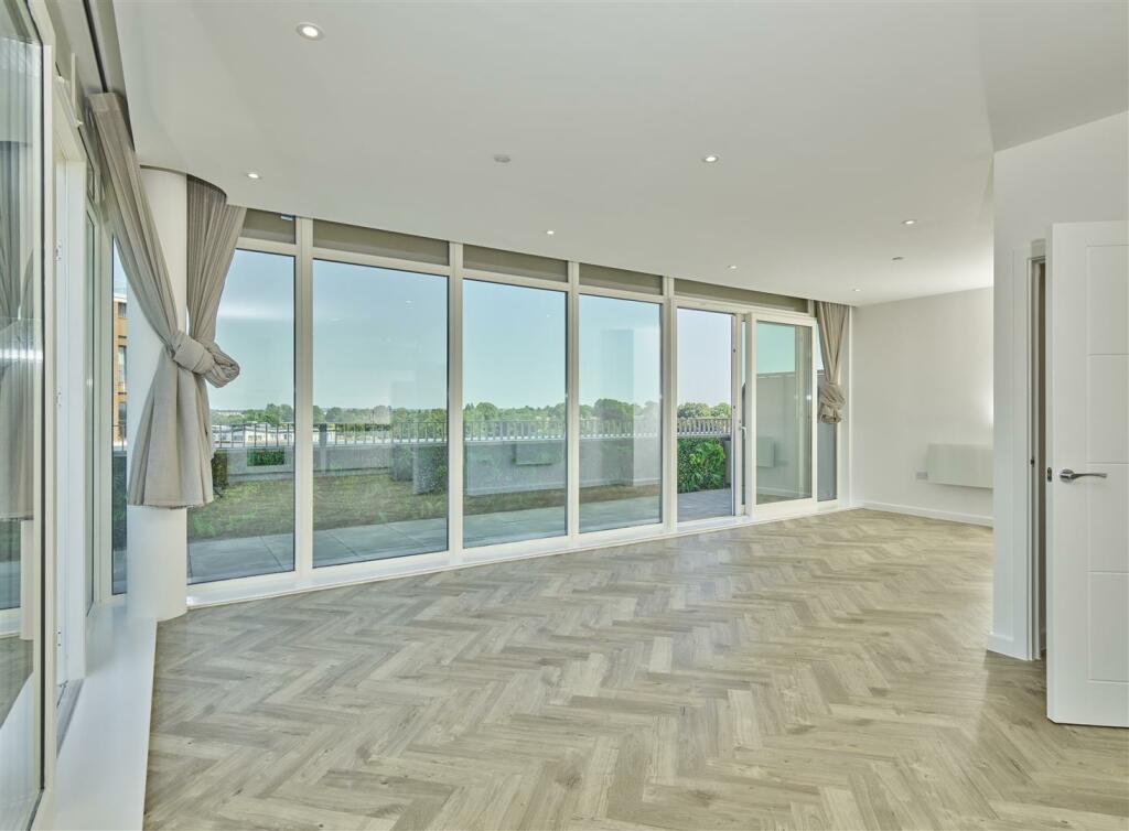 Additional image 6 of Plot 54 Verla Penthouse Grosvenor Road, St. Albans, AL1
