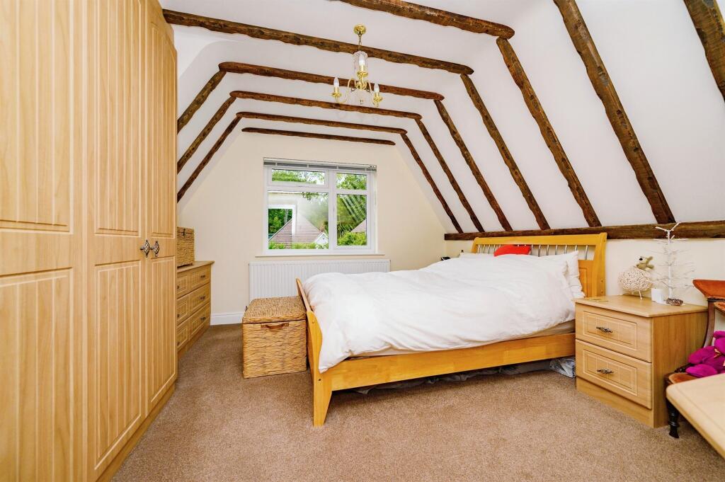 Additional image 12 of Bucknalls Drive, Bricket Wood, St. Albans