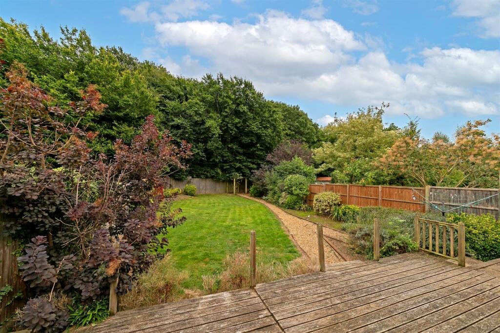 Additional image 3 of Bucknalls Drive, Bricket Wood, St. Albans