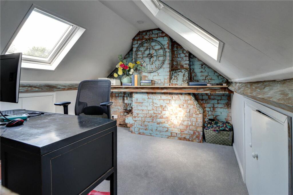 Additional image 13 of Carisbrooke Road, Harpenden, Hertfordshire, AL5