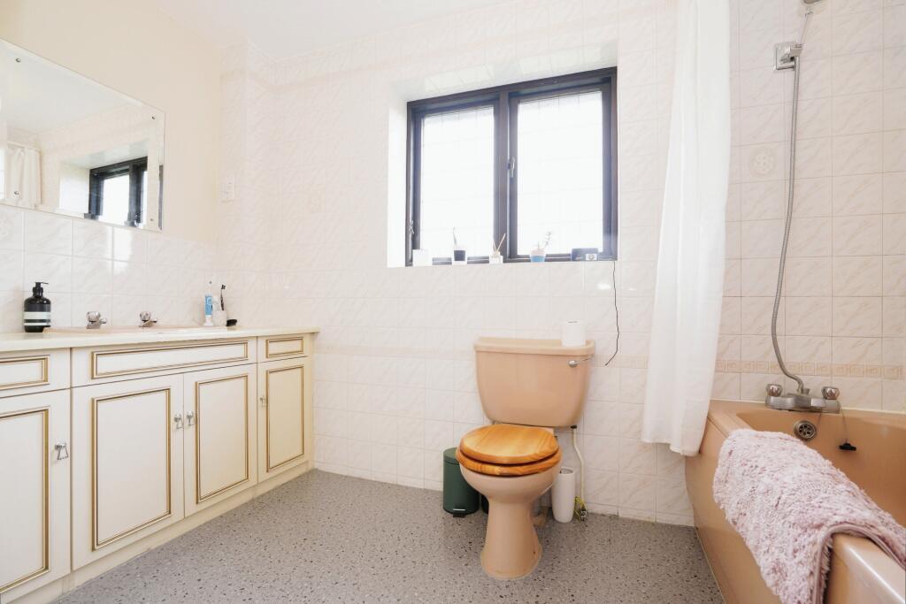 Additional image 13 of Chedburgh, Welwyn Garden City, AL7