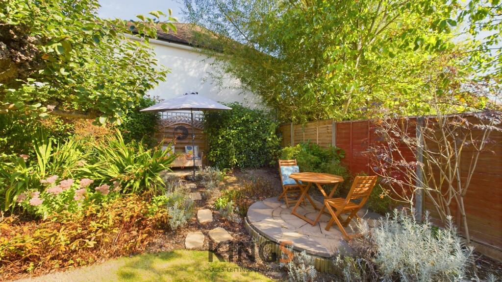 Additional image 13 of Peplins Way, Brookmans Park, AL9