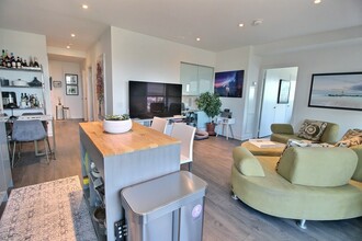 Additional image 5 of 2707-251 Manitoba St