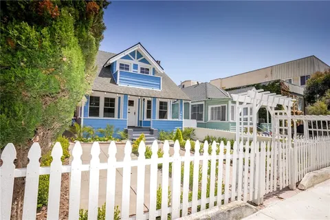 38 Dudley Avenue, Venice, CA 90291
