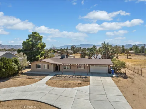 14101 Hopi Road, Apple Valley, CA 92307