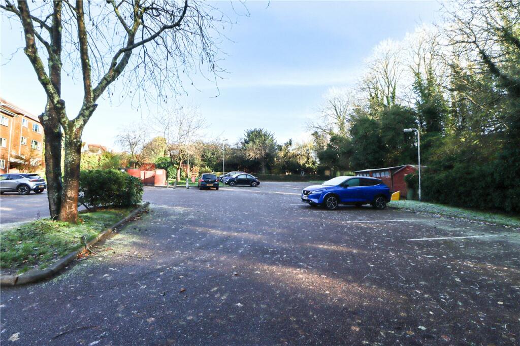 Additional image 10 of Bond Court, Harpenden, Hertfordshire