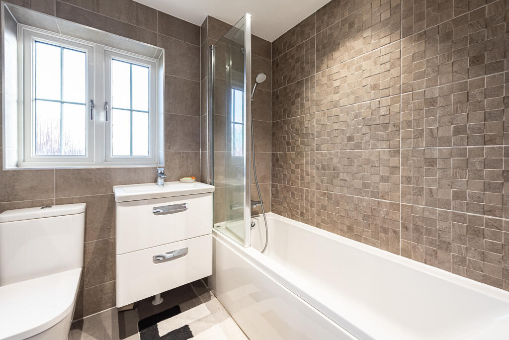 Additional image 8 of Kestrel Way, St. Albans, Hertfordshire, AL4