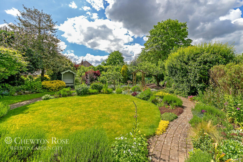 Additional image 14 of Endymion Road, Hatfield