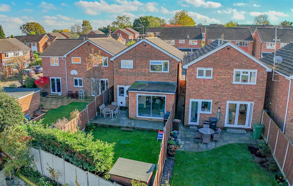 Additional image 32 of Broadstone Road, Harpenden, AL5